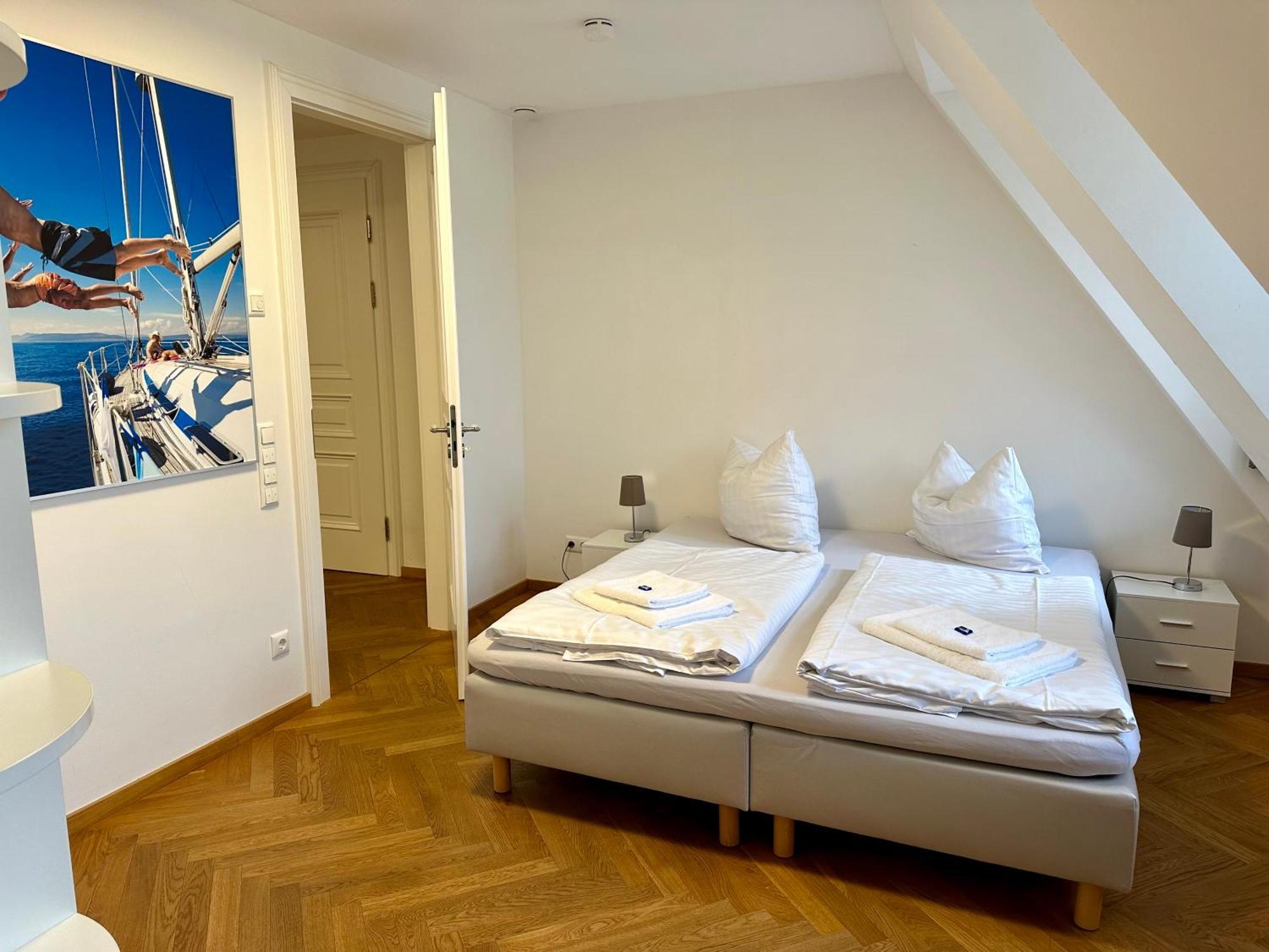 Exklusives Apartment Mit Einmaligem Blick Zur Frauenkirche - Parkplatz Kostenfrei Dresden Exteriör bild